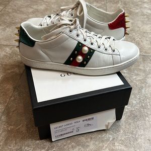 Gucci sneakers